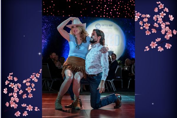 Marla Strittmatter & Sean Jacobson strike a pose.